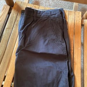 Old navy lived in straight shorts 38